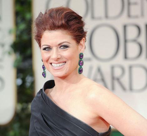 Debra Messing earrings