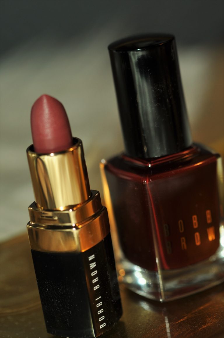 bobbi-brown-rose-and-wine
