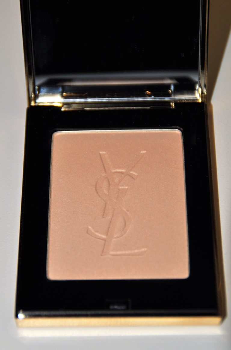 YSL Touche Eclat Lumiere Divine